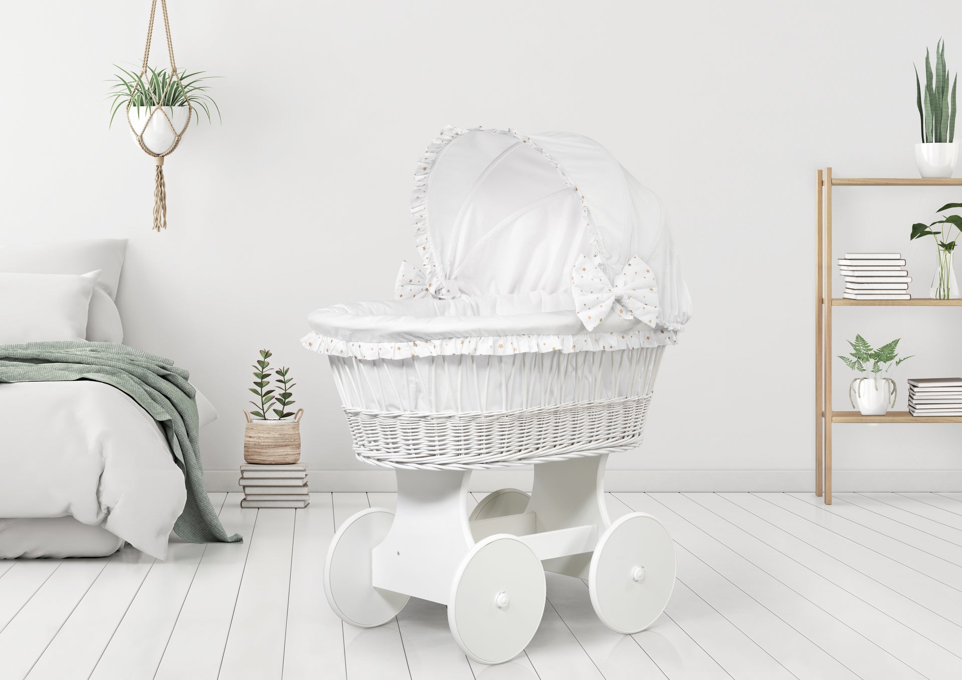 Wicker Moses Basket with Wheels – Stars Collection