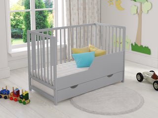 Denise | Cot Bed 120x60cm with drawer & Aloe Vera mattress